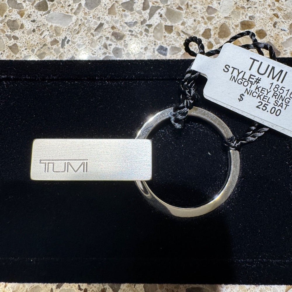 TUMI Ingot Key Holder
